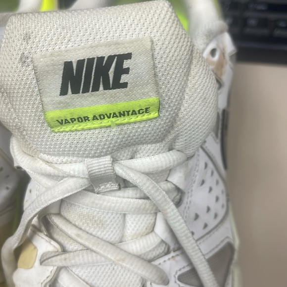 Nike Shoes - Picture 2 of 7